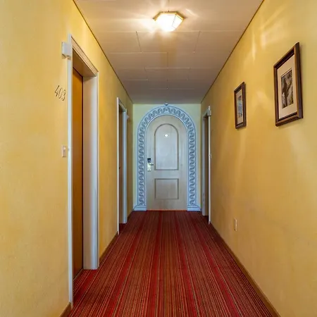 Cristallo 3* Ароза
